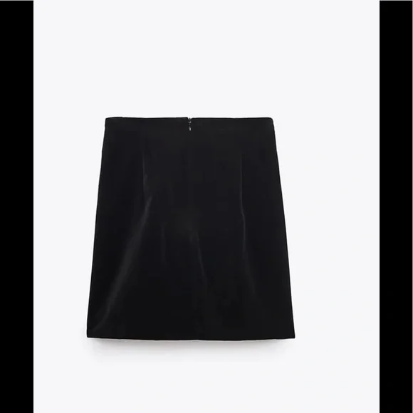 Nwt Zara black velvet high waisted mini ruched skirt XS - Picture 6 of 7